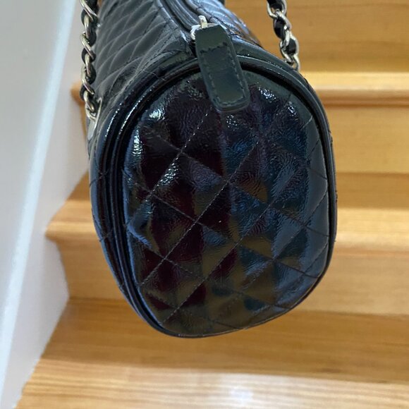 Women's Black Diamond Pattern Bag - Picture 11 of 14